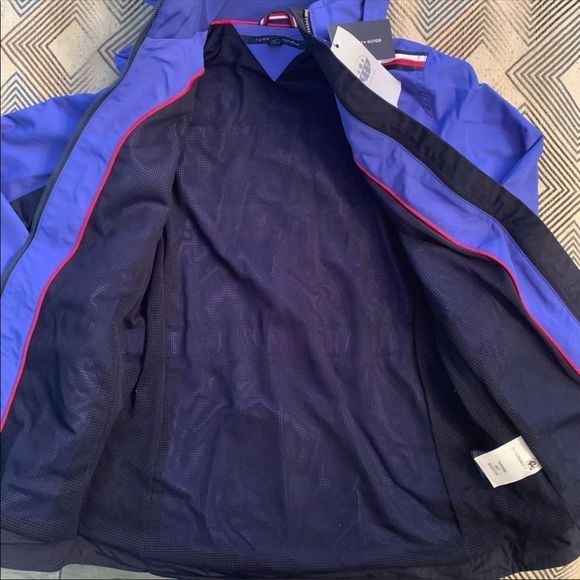 Tommy Hilfiger Raincoat - Picture 10 of 13